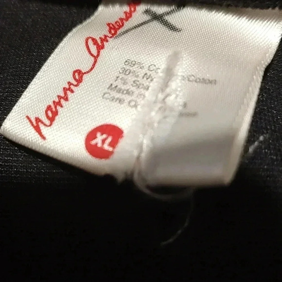 Hanna Andersson black velvet skirt - Picture 2 of 3